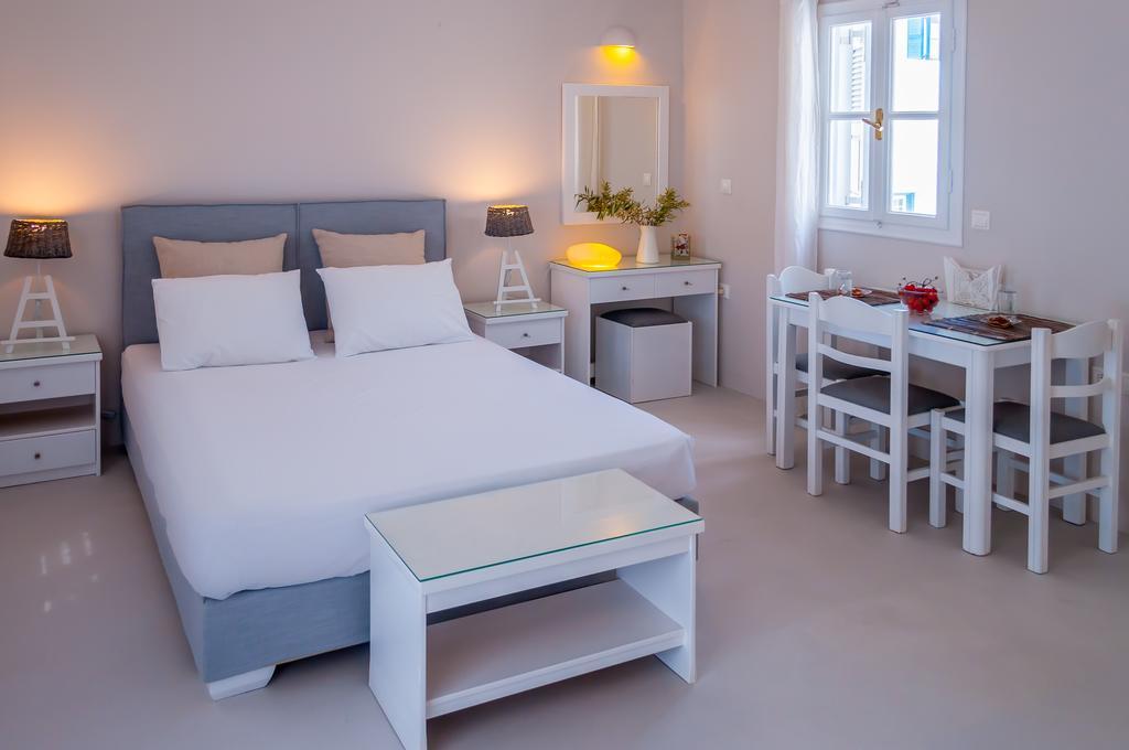 Milos Bay Suites Adamantas  Bilik gambar