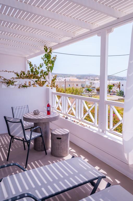 Milos Bay Suites Adamantas  Bilik gambar